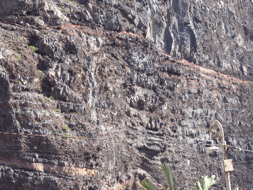 Der Felsen am Hafen von Vueltas, Valle Gran Rey auf La Gomera